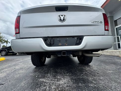 Used 2018 RAM 1500 Express w/ Express Value Package AWD/4WD image 11