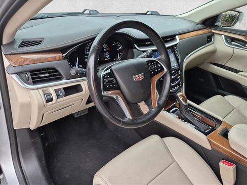 Used 2019 Cadillac XTS Luxury FWD image 16