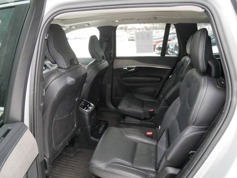 Certified 2023 Volvo XC90 T8 Ultimate w/ Protection Package Premier image 10