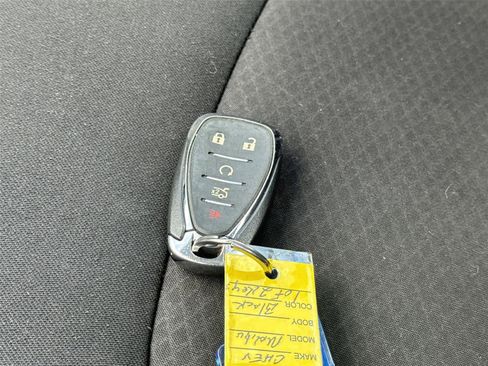 Used 2018 Chevrolet Malibu LT w/ LPO, Convenience Package 2 image 30