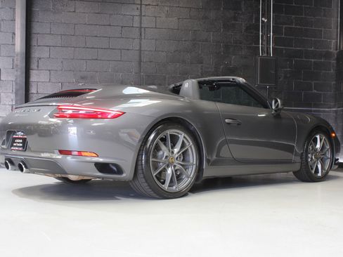 Used 2017 Porsche 911 Carrera image 58