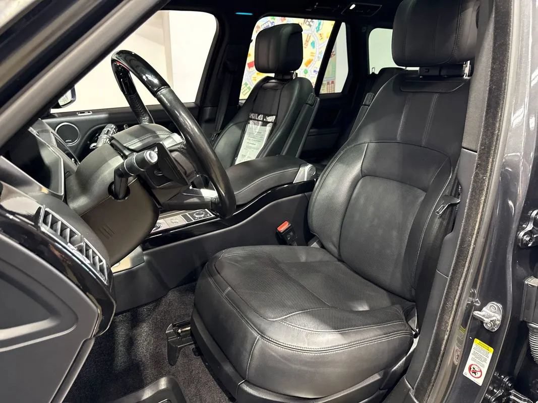 Used 2020 Land Rover Range Rover HSE AWD/4WD image 18
