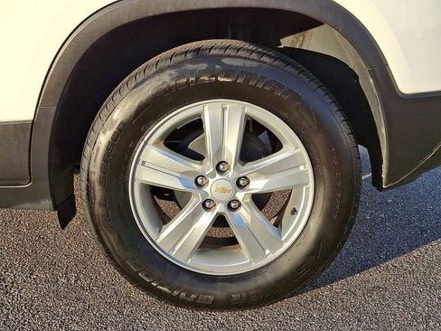 Certified 2019 Chevrolet Trax LT w/ LT Convenience Package image 36