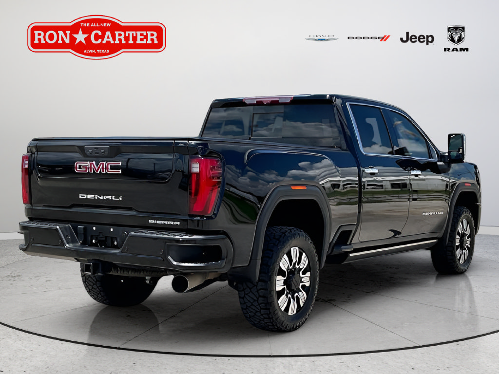 Used 2024 GMC Sierra 3500 Denali w/ Denali Reserve Package AWD/4WD image 6