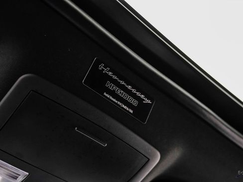 Used 2018 Dodge Challenger SRT Hellcat RWD image 52