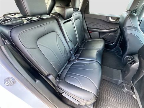 Used 2025 Ford Escape SE w/ PHEV Premium Package image 27