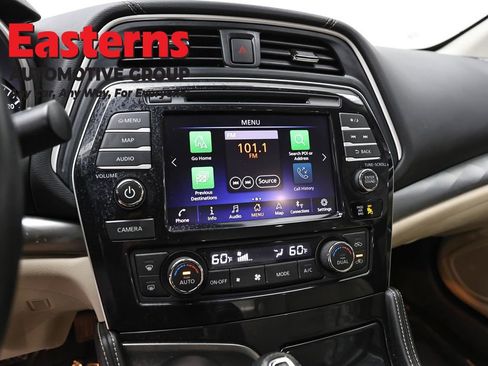 Used 2022 Nissan Maxima SV FWD image 21