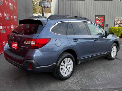 Used 2018 Subaru Outback 2.5i Premium AWD/4WD image 5