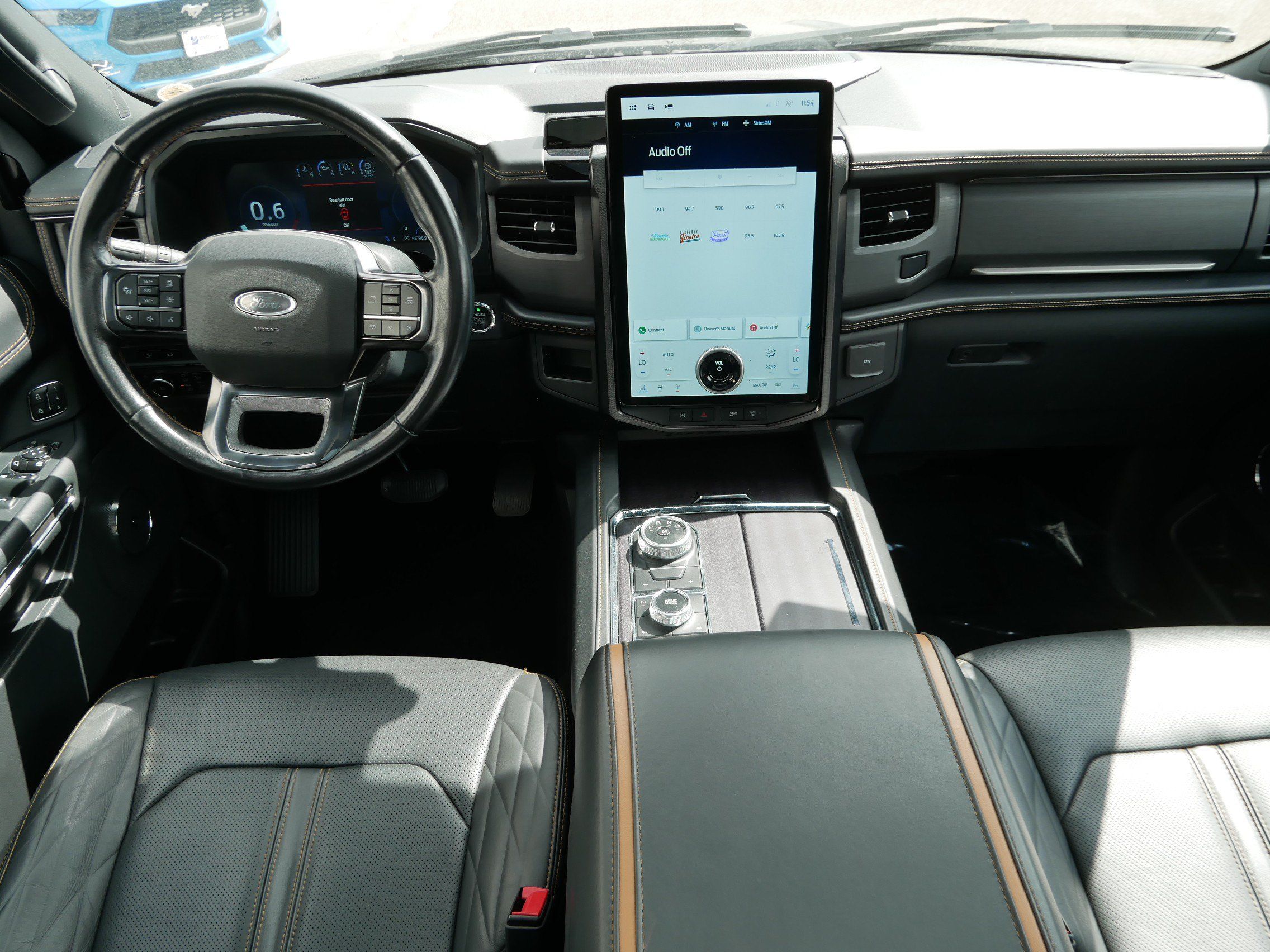 Certified 2023 Ford Expedition Max Platinum AWD/4WD image 9