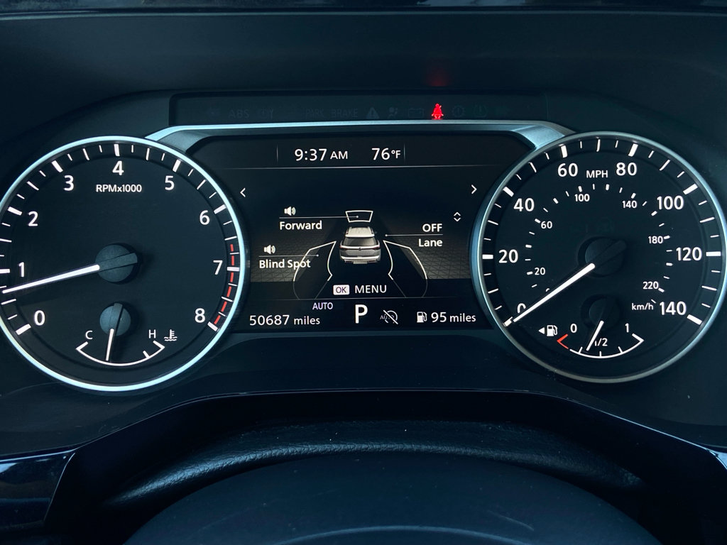 Used 2025 Nissan Pathfinder SV AWD/4WD image 22