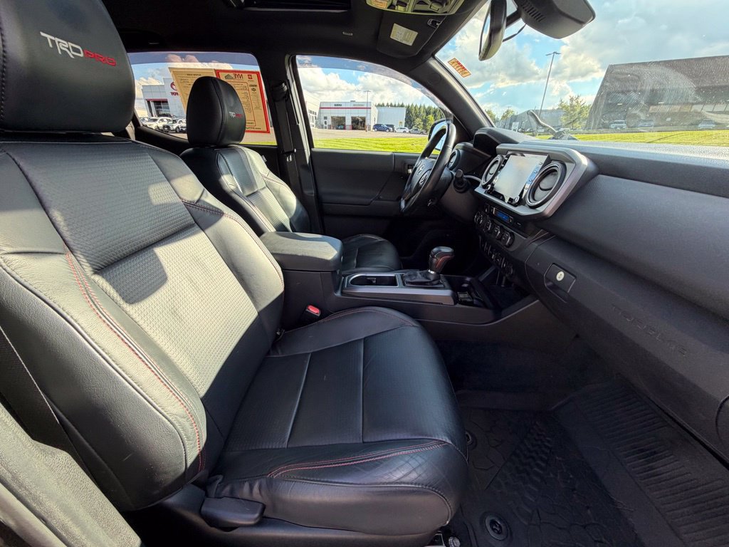 Used 2021 Toyota Tacoma TRD Pro AWD/4WD image 35