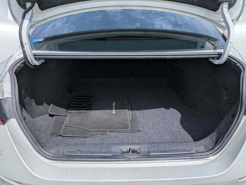 Used 2020 Nissan Sentra SV FWD image 13