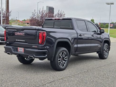 Used 2025 GMC Sierra 1500 AT4 w/ Technology Package AWD/4WD image 44