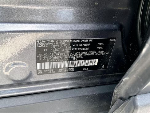 Used 2025 Toyota RAV4 LE FWD image 30