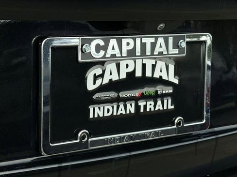 Used 2023 Jeep Grand Cherokee Altitude image 39