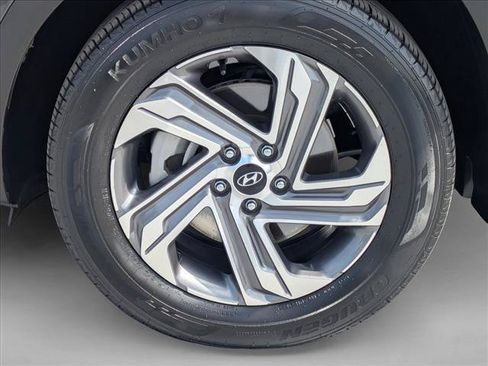 Used 2023 Hyundai Santa Fe SE FWD image 23