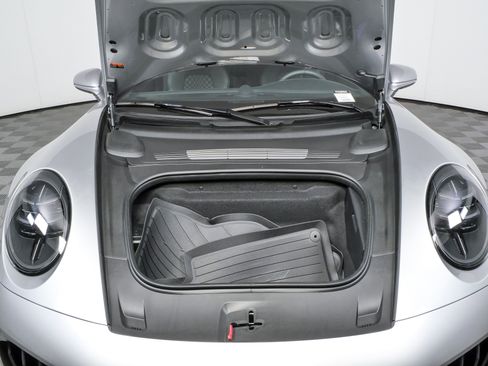 Certified 2026 Porsche 911 Carrera GTS RWD image 40