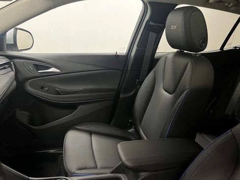 New 2026 Buick Encore GX Sport Touring w/ Comfort Package AWD/4WD image 21
