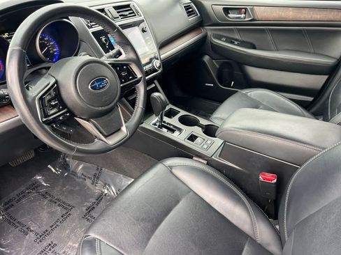 Used 2019 Subaru Outback 2.5i Limited w/ Popular Package #2 image 11