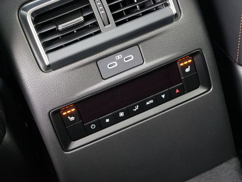 New 2026 MAZDA CX-70 3.3 Turbo w/ Preferred Package image 16