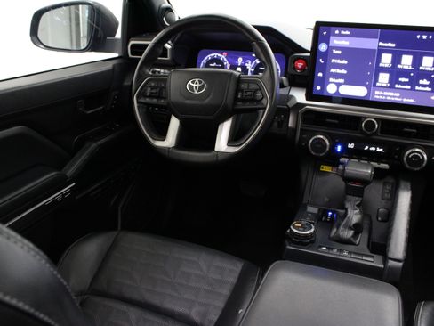 Used 2025 Toyota 4Runner TRD Off-Road Premium w/ Tow Technology Package AWD/4WD image 34