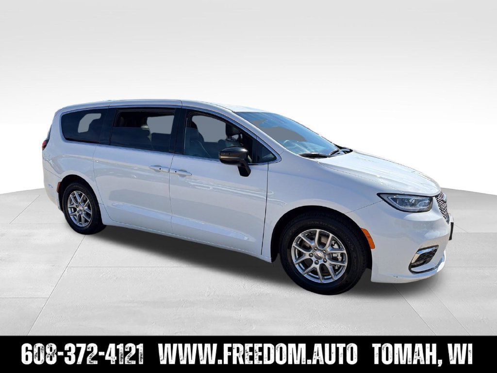 Used 2025 Chrysler Pacifica Select FWD image 10
