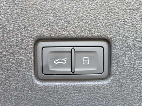 New 2026 Audi Q8 Premium Plus image 18