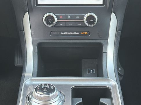 Used 2024 Ford Edge SEL AWD/4WD image 18
