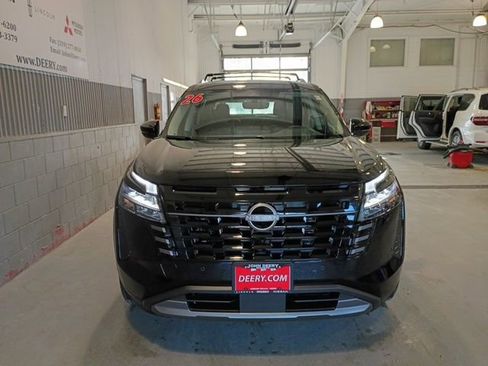 New 2026 Nissan Pathfinder SL image 7