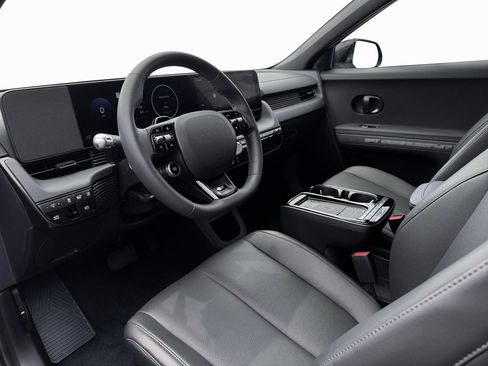 New 2025 Hyundai Ioniq 5 XRT image 14