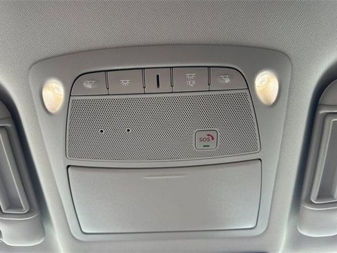 Used 2024 Nissan Armada SV image 39