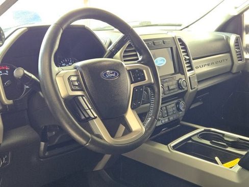 Used 2022 Ford F250 XLT w/ Black Appearance Package image 23