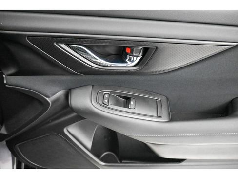 Used 2023 Subaru Outback Premium image 16