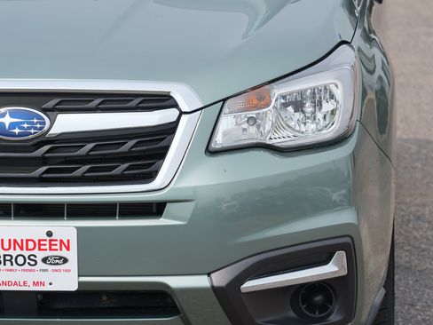 Used 2018 Subaru Forester 2.5i Premium w/ All-Weather Package AWD/4WD image 11