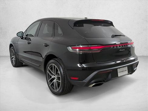 New 2026 Porsche Macan image 3