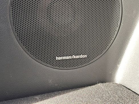 Used 2025 Hyundai Palisade Calligraphy image 19