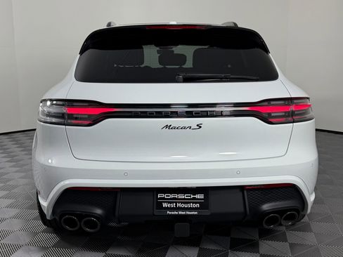 New 2026 Porsche Macan S image 10