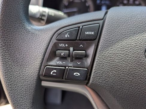 Used 2020 Hyundai Tucson Value AWD/4WD image 16