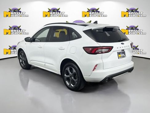 Used 2023 Ford Escape ST-Line w/ Equipment Group 301A image 7