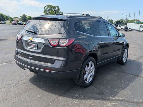 Used 2017 Chevrolet Traverse LT w/ Style and Technology Package AWD/4WD image 8