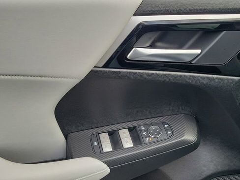 New 2026 Mitsubishi Outlander SE FWD image 23