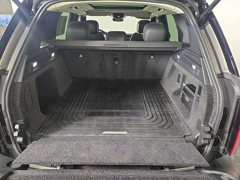 Used 2025 Land Rover Range Rover SE AWD/4WD image 30