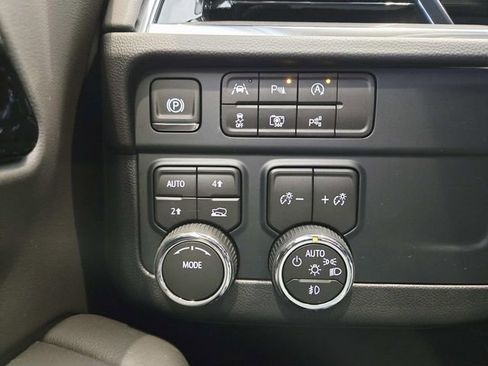 New 2026 Chevrolet Suburban LT w/ Comfort Package image 22