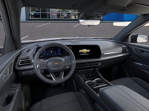 New 2026 Chevrolet Traverse LT w/ Driver Confidence Package FWD image 15