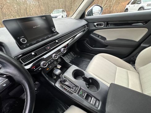 Used 2023 Honda Civic EX image 27