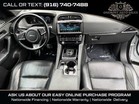 Used 2017 Jaguar F-PACE S AWD/4WD image 15
