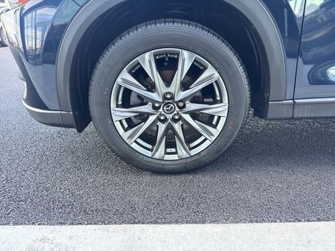 Used 2021 MAZDA CX-5 Signature image 9