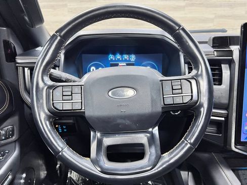 Used 2024 Ford Expedition Platinum AWD/4WD image 28