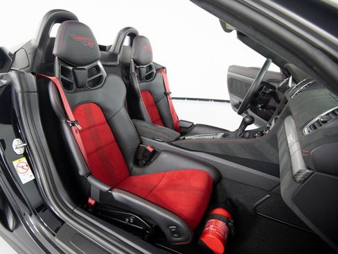 Certified 2025 Porsche 718 Boxster Spyder RS image 39