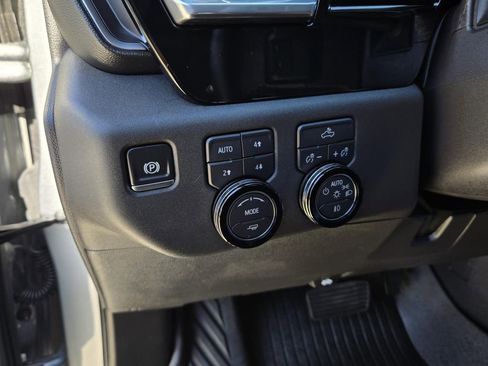 Used 2025 Chevrolet Silverado 1500 LT Trail Boss w/ Convenience Package II image 25